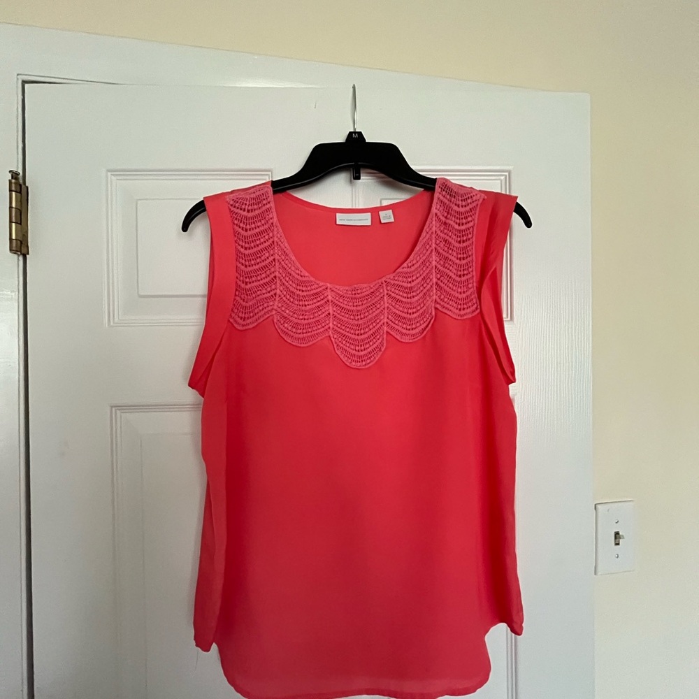 New York & Company Pink Sleeveless Blouse with Chevron Detail